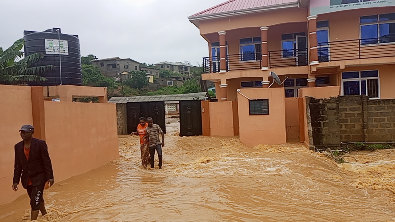 Cape-Coast-Floods3